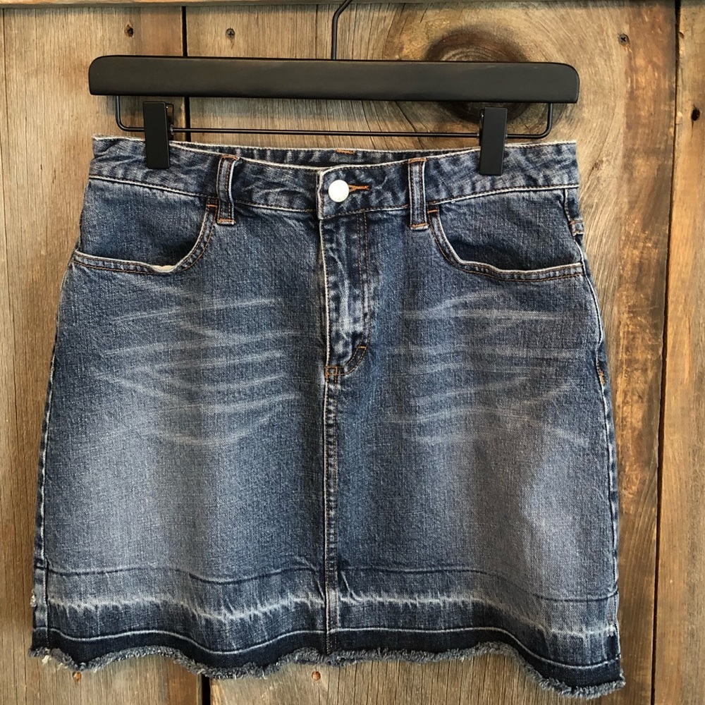 Y2K J. Crew Frayed Hem Jean Mini Skirt Blue Denim Size 4 Women’s